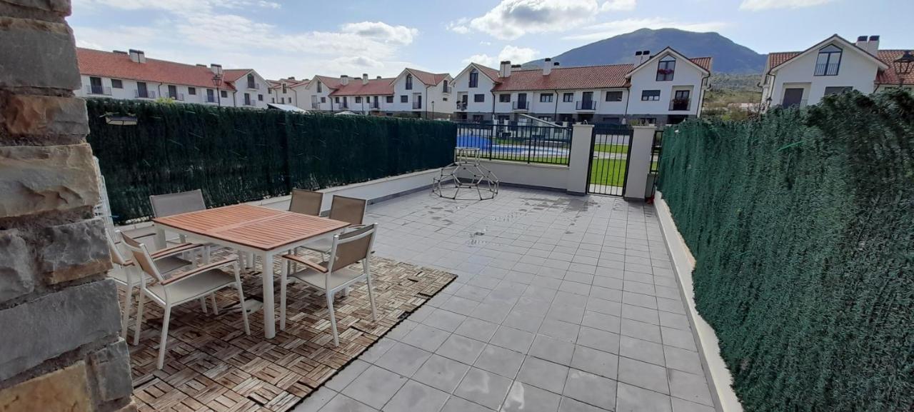 Villa Montes Pirineos Santa Cilia de Jaca Ngoại thất bức ảnh